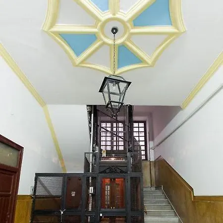 Archi Centro Nocleg ze śniadaniem *